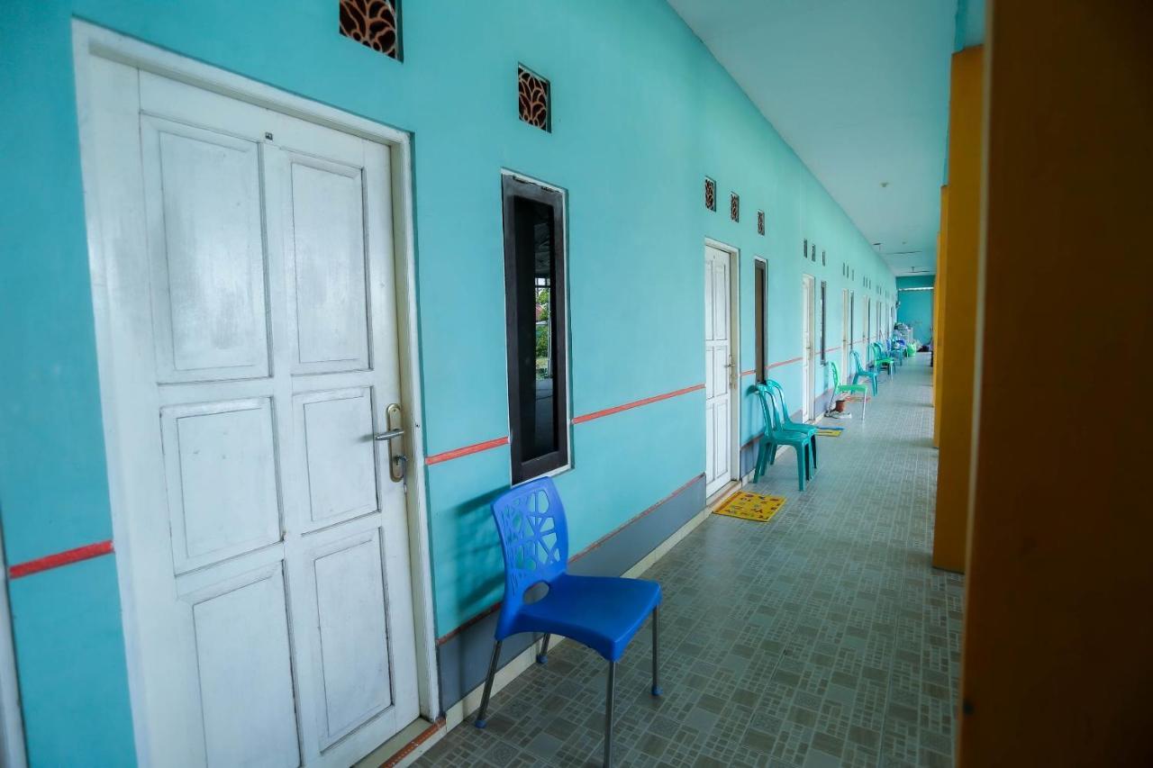 Oyo 2692 Penginapan Mba Ros Banjarbaru Екстер'єр фото